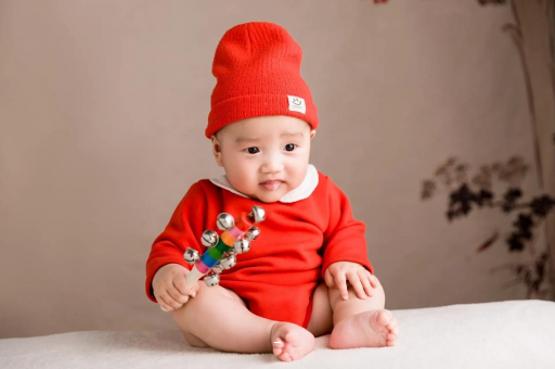 柳林3个月宝宝翻身